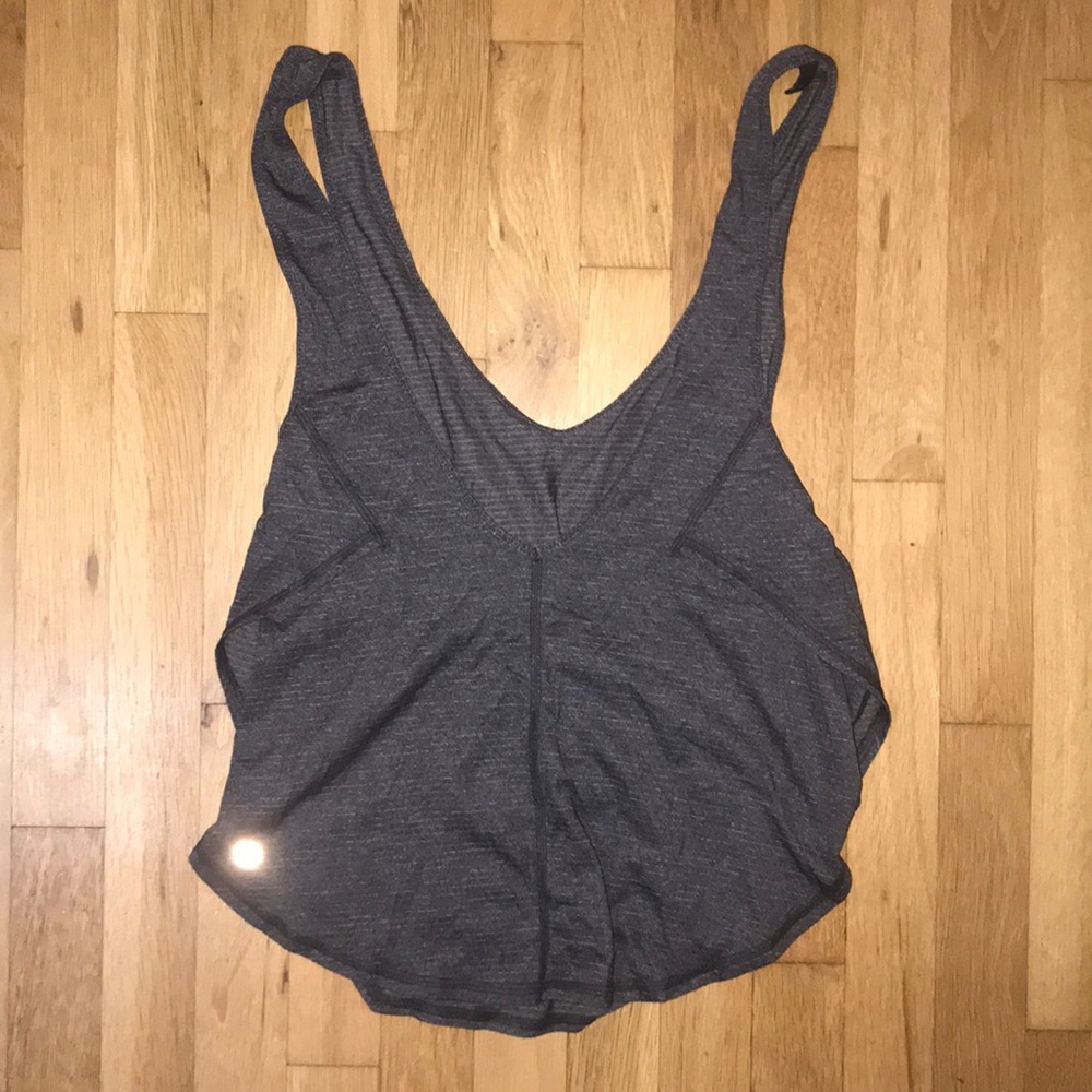 Lululemon tank top